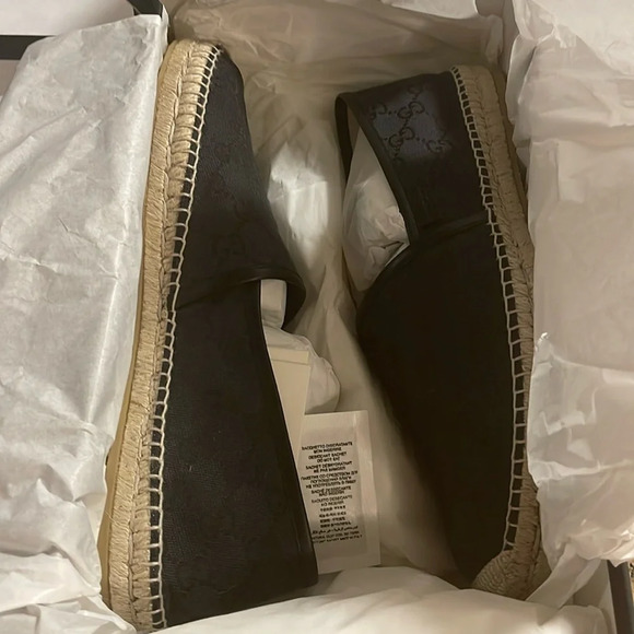 Gucci - Picture 1 of 7